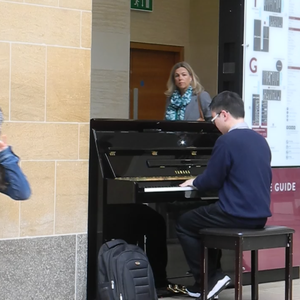 我爱和女人上床日B
